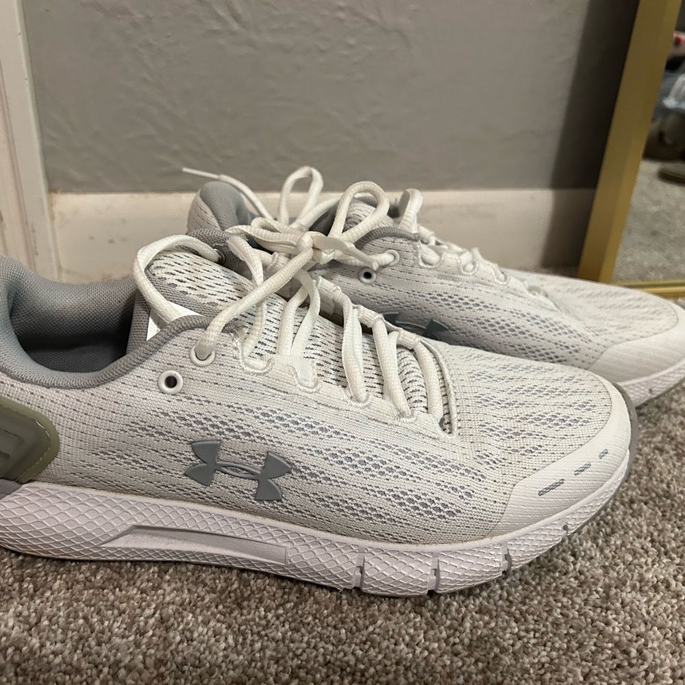 Under Armour Light Gray and White Athletic Shoes